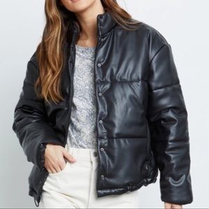 Rails Black Puffer XS